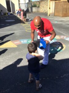 Une belle découverte du karaté à l’école